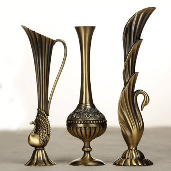 European Retro Peacock Metal Vase