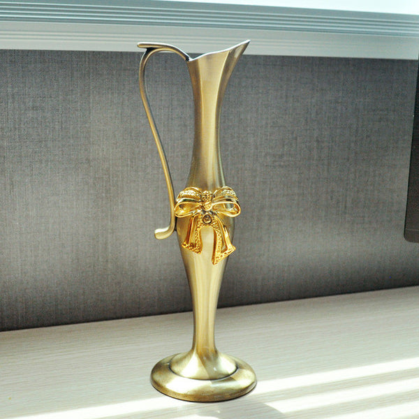 European Retro Peacock Metal Vase