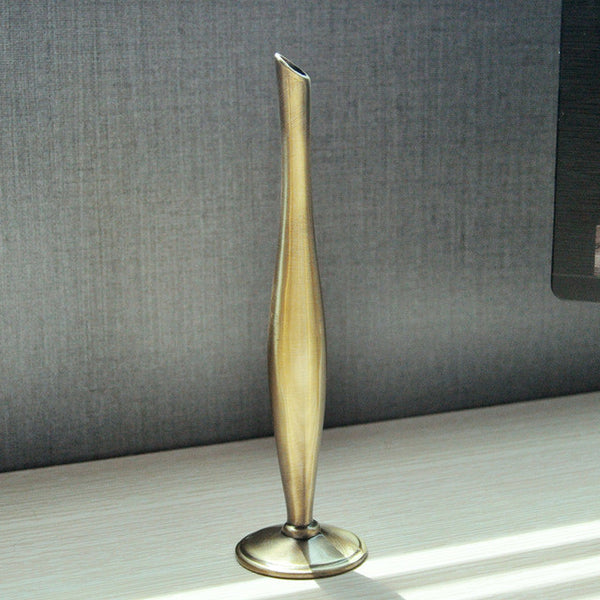 European Retro Peacock Metal Vase